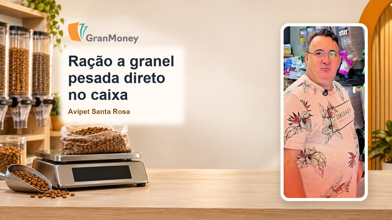 Claudenir, da Avipet Santa Rosa, na loja dele